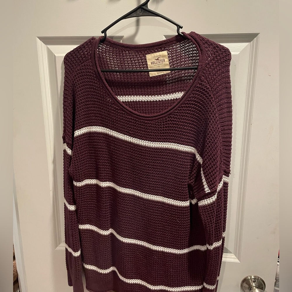 Hollister womans sweater